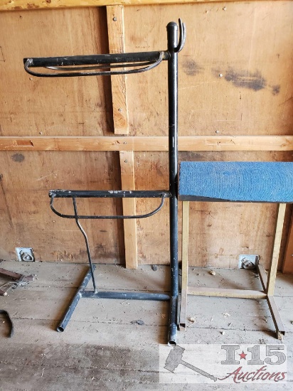 Double Saddle Rack with Bridle Hooks and Single Saddle Rack