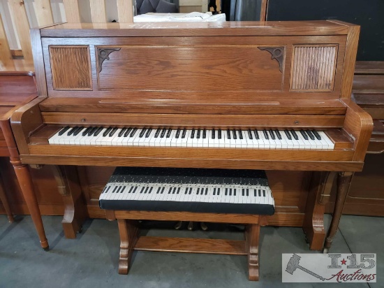 Everett Piano