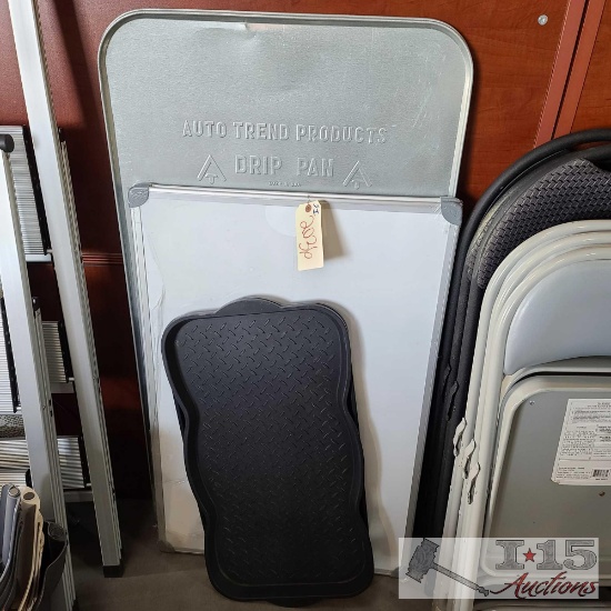 2 Drip Pans, 2 White Boards, And 2 Rubber Mats
