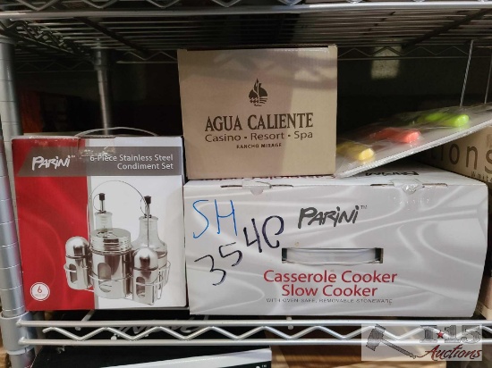 Condiment Set. Casserole Slow Cooker.