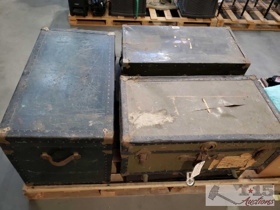 5 Vintage Chests