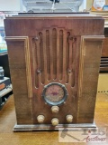 Zenith Radio Model 808