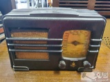 Emerson Model 149 Radio