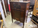 Atwater Kent Type L Chassis Radio Cabinet