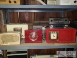 6 Vintage Radios