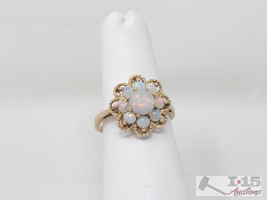 14k Gold Opal Flower Fashion Ring 3g