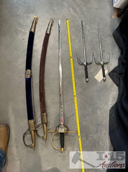 2 Daggers And 3 Swords