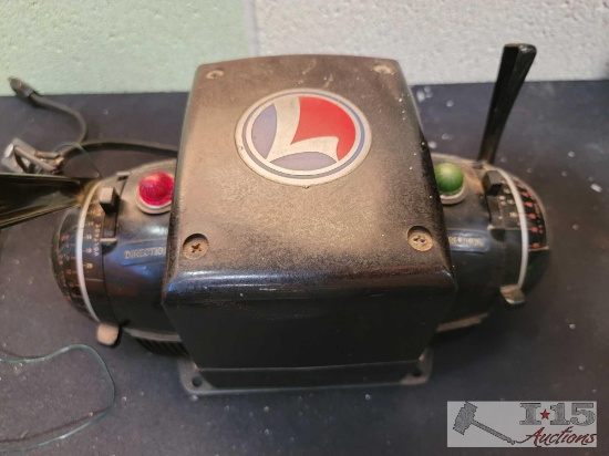 Lionel Type ZW Trainmaster Transformer