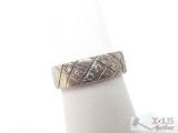 18k White Gold Quilted Ring With Diamonds 8g