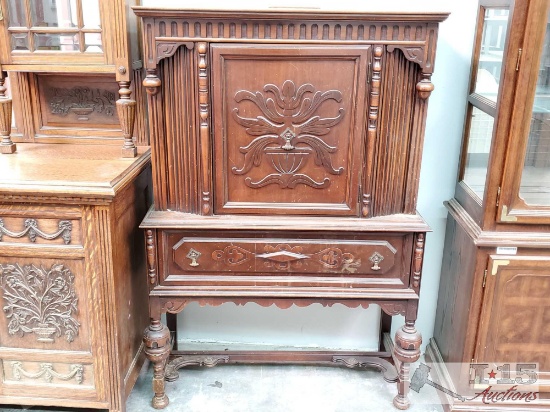 Wooden Hutch
