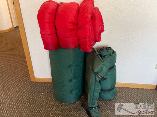 Sleeping Bag and 2 Air Pads