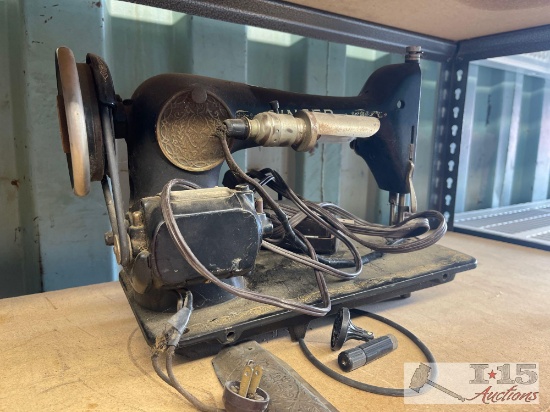 Vintage Singer Sewing Machine