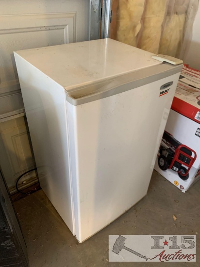 Haier Mini Fridge