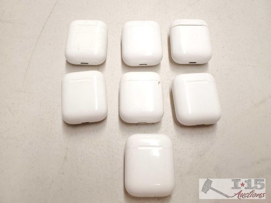 7 Apple Airpods with Cases