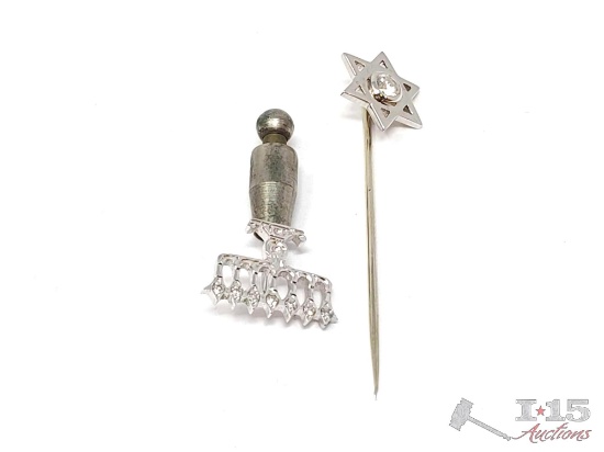 18K Gold Diamond Pins, 4.6g