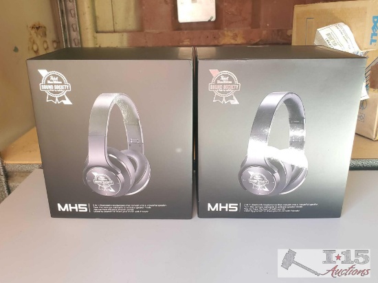 New in Box 2 Pabst Blue Ribbon MH5 Headphones