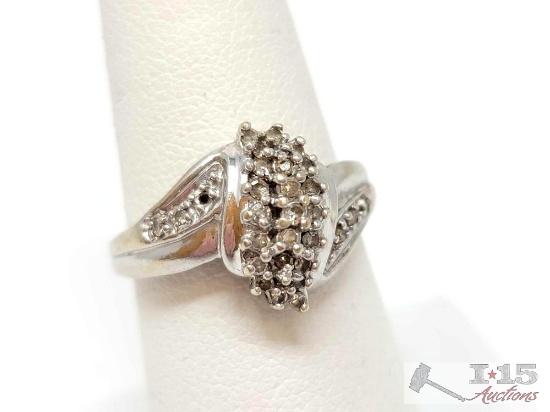 10K Gold Moissanite Ring, 3.7g