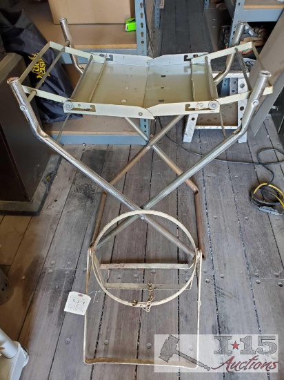 5 Gallon Jug Tipper/Pourer and Foldable Cart