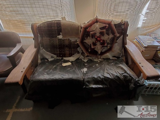 Sofa and Yarn Mandala
