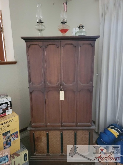 New Vista RCA Stereo Cabinet and More
