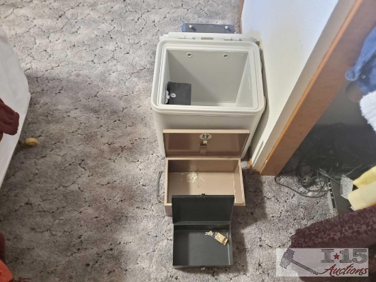 3 Safes/Lockboxes
