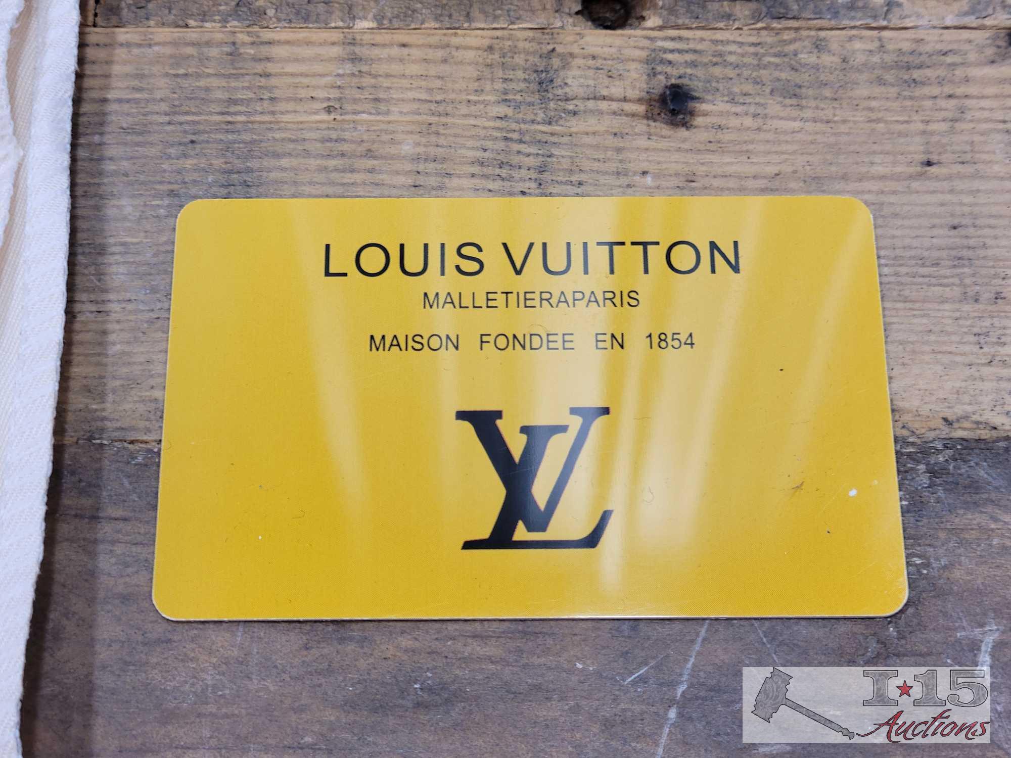  Other Stories Louis Vuitton TSA De Voyage Padlock Silver ref.357291 -  Joli Closet