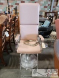 Adjustable Salon Chair