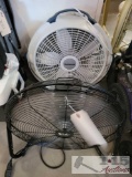 2 Electric Floor Fans