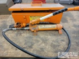 Central Hydraulics 4 Ton Portable Hydraulic Equiptment Kit