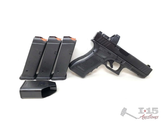 Glock 17 9 mm Semi-Auto Pistol