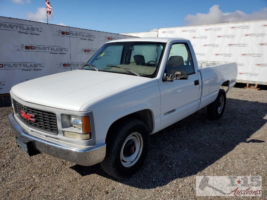 **This Vehicle has been pulled from this auction** 1995 GMC Sierra