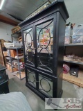 Large Mirrored Hutch