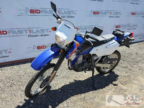 2001 Suzuki DR-Z400S Dual Sport Motorcycle