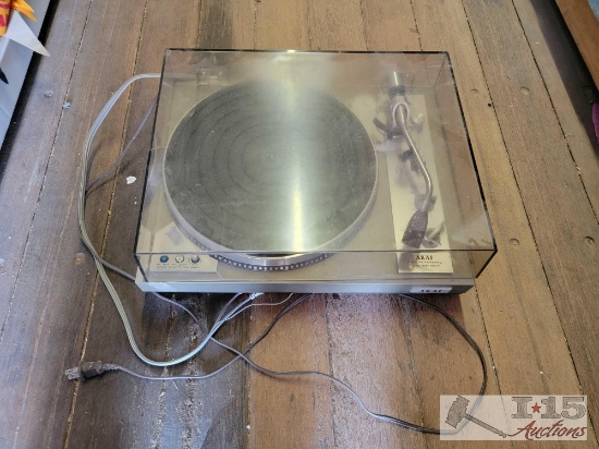 Akai Full Automatic AP-307 Turntable