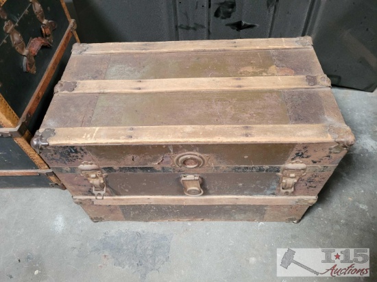 Small Storage Truck