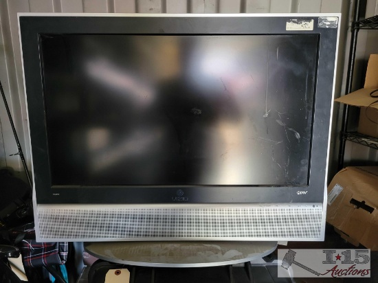 42" Vizio HDTV With power cord