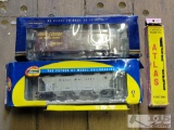 Model Train Carts & Tracks