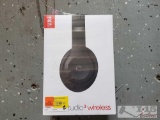 NEW!!! Beats Studio 3 Wireless Headphones