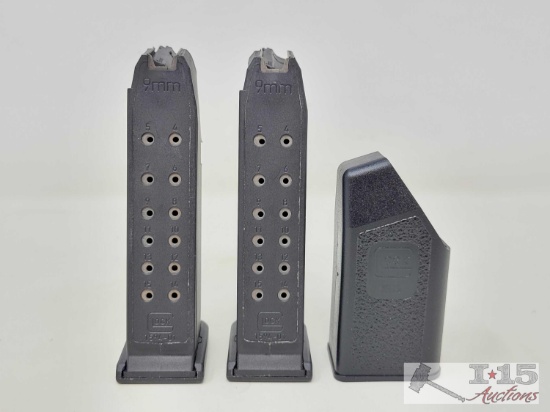 (2) Glock 9mm 15 Round Magazines & Speed Loader