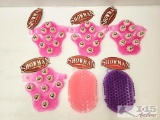 NEW!!! (6) Grooming Mits