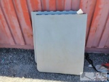 2 Folding Tables