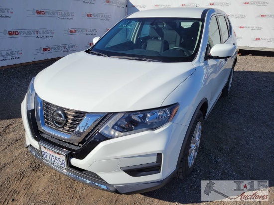 2018 Nissan Rogue - LOW MILEAGE!!!