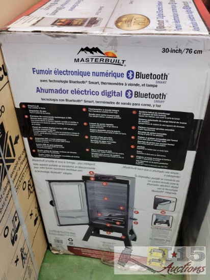 Masterbuilt Digital Electric Smoker