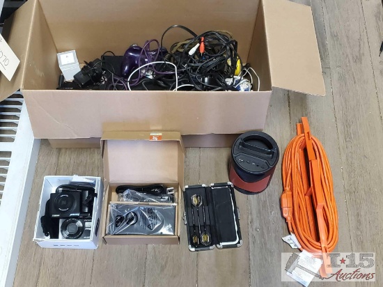2 Cameras, Think Pad, Bluetooth Radio & More