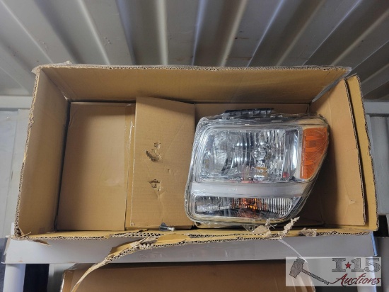 NEW!!! (4) 07-10 Dodge Nitro Headlights