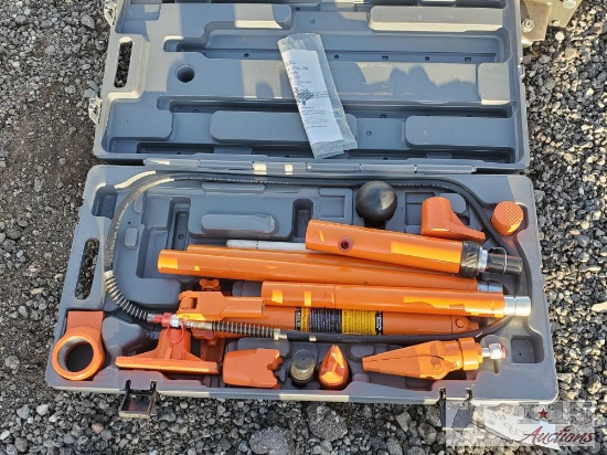 Central Hydraulics Ton Portable Puller Kit