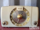 Vintage Arvin Radio