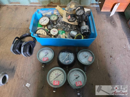 Pressure Gauge