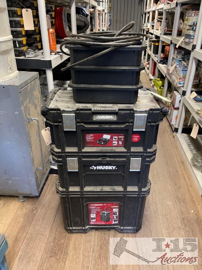 Husky Cantilever Toolbox