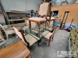 Glass Table Top Dining Room Table and Chairs